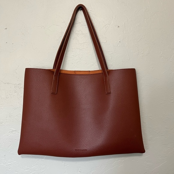 NWOT Vince Camuto Luck Tote - Picture 3 of 4